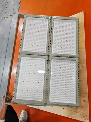 سیستم روشنایی ضد انفجار مدولار برای کارخانه‌های پتروشیمی، پشتیبانی تا 960 وات (4x240 وات)، چراغ ضد انفجار LED با درجه حفاظت IP66، منطقه 1 و 2، نصب انعطاف‌پذیر