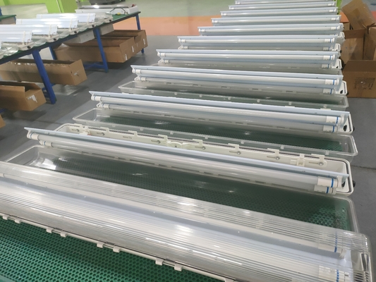 ATEX 1200mm طول 2 * 18w لوله دوگانه ضد انفجار نور خطی LED