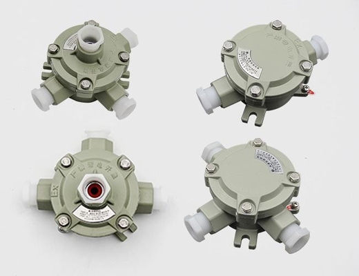 ATEX IP66 چراغ ضد شعله ضد انفجار ضد خوردگی 380VAC 220VAC