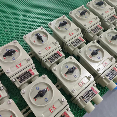 سوئیچ ضد انفجار 220V/380V با سطح حفاظت IP65