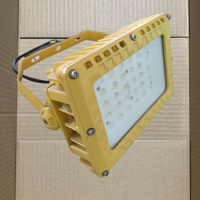 چراغ های سیلاب ضد انفجار LED 180lm / w CREE چراغ 3000/4000/5000K IP66 WF2 ATEX گواهینامه