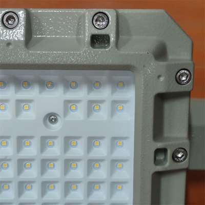50-300 وات چراغ LED ضد انفجار برای شرایط شدید توسط MEANWELL Drive و 3000/4000/5000/5700K CCT