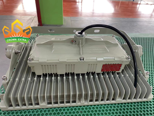چراغ جلو LED ضد شعله CREE با 50000 ساعت عمر و ATEX IECEx CNEX گواهینامه