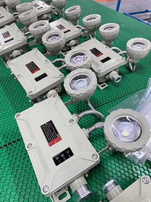 90/120/180 دقیقه چراغ اضطراری طولانی مدت CCT 4500-6500K چراغ ضد شعله LED