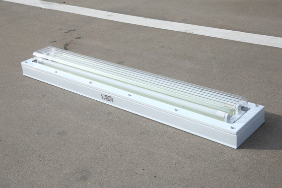 نور فلوروسنت ضد انفجار دریایی لوله LED T8 ، 2ft / 4ft (0.6m / 1.2m) ، لامپ ضد شعله برای مناطق خطرناک