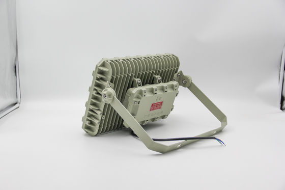 چراغ های ضد انفجار LED. چراغ های ضد شعله، ضد آب، کم مصرف انرژی برای محیط های خطرناک