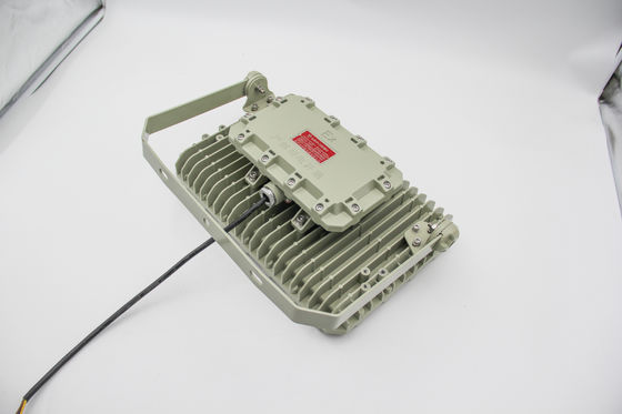 چراغ های ضد انفجار LED. چراغ های ضد شعله، ضد آب، کم مصرف انرژی برای محیط های خطرناک