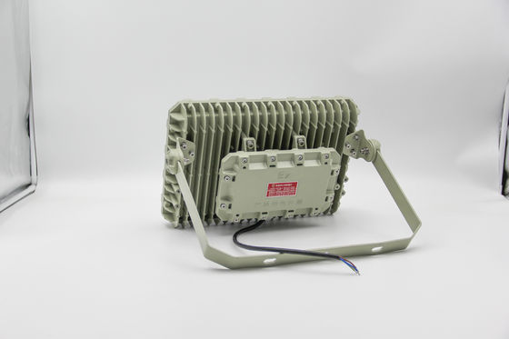 چراغ های ضد انفجار LED. چراغ های ضد شعله، ضد آب، کم مصرف انرژی برای محیط های خطرناک