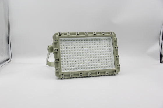 چراغ فلج ضد شعله ای LED ️ صرفه جویی در انرژی، IP66 برای کارخانه های شیمیایی و سیستم عامل های دریایی