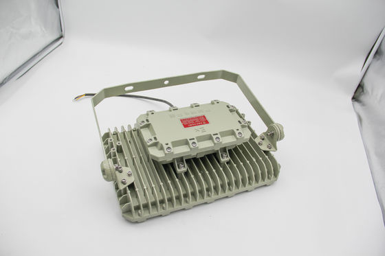 چراغ های ضد انفجار LED. چراغ های ضد شعله، ضد آب، کم مصرف انرژی برای محیط های خطرناک