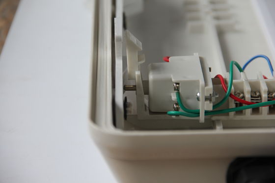 برای مناطق خطرناک کارخانه های شیمیایی نفت و گاز معدن تاسیسات دریایی ضد انفجار نور خطی LED نور صنعتی درجه IP66 نورپردازی طراحی کارآمد انرژی کاهش می دهد دوامدار 0.6/1.2m ATEX / IECEx / CNEX