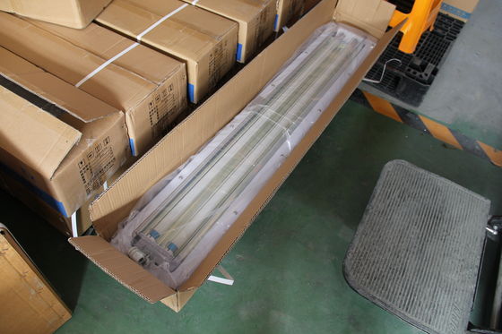 چراغ خطی LED ضد انفجار 0.6 متر/1.2 متر ATEX/IECEx/CNEX با درجه صنعتی IP66 برای مناطق خطرناک، کارخانه‌های نفت و گاز، مواد شیمیایی، معادن، تأسیسات دریایی، طراحی کم مصرف انرژی کاهش می‌دهد.