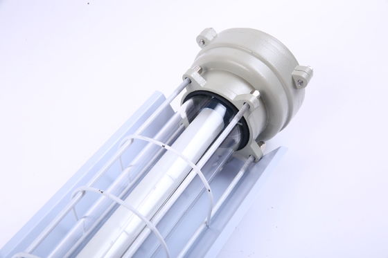 فروش مستقیم کارخانه IP66 ATEX ضد آب 100lm/w آلیاژ آلومینیوم شیشه ای مقاوم چراغ های LED ضد انفجار برای کارخانه شیمیایی