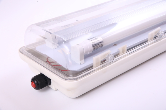 دوام ATEX/IECEx/CNEX نور خطی ضد انفجار LED درجه صنعتی IP66 روشنایی برای مناطق خطرناک کارخانه های شیمیایی نفت و گاز معدن تاسیسات دریایی طراحی کارآمد انرژی کاهش می دهد