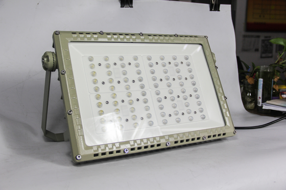 ATEX چراغ LED ضد شعله 250W ♪ IECEx گواهینامه نوردهی ضد انفجار برای مناطق خطرناک 1 و 2