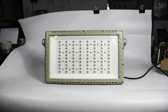 ATEX چراغ LED ضد شعله 250W ♪ IECEx گواهینامه نوردهی ضد انفجار برای مناطق خطرناک 1 و 2