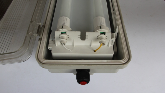 چراغ خطی مقاوم انفجار سری BYS با گواهینامه سه گانه ATEX / IECEx / CNEX تایید شده در مناطق خطرناک ، IP66 ، تضمین 5 ساله ، قدرت و اندازه قابل تنظیم