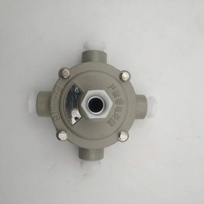 G1/2 جعبه اتصال ضد انفجار کابل با ولتاژ 220V / 380VAC و تنظیمات سفارشی قابل تنظیم