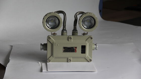 آلیاژ آلومینیوم شیشه گرم قابل شارژ مجدد 220v IP66 LED علامت خروج اضطراری چراغ های اضطراری مدت زمان 3 ساعت