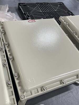 آلیاژ آلومینیوم سفارشی ATEX Ex ثابت جعبه اتصال با مواد SS304& 316 G3/4 ورودی کابل برای پالایشگاه نفت