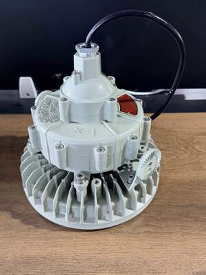 ATEX/IECEx منطقه 1/2/21/22 ضد انفجار ضد شعله ای چراغ های LED 6000k 150w روشنایی معدن