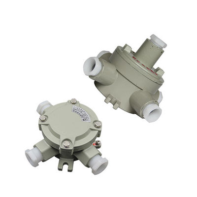 محفظه سفارشی IP66 ضد آب ATEX جعبه اتصال محفظه قدرت ضد شعله 220V / 380V جعبه اتصال آلومینیوم ریخته شده