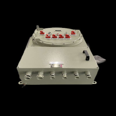 پنل باکس نصب شده روی دیوار با ولتاژ AC220V/380V