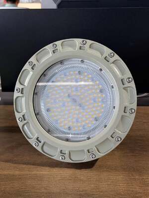 ATEX/IECEx منطقه 1/2/21/22 ضد انفجار ضد شعله ای چراغ های LED 6000k 150w روشنایی معدن